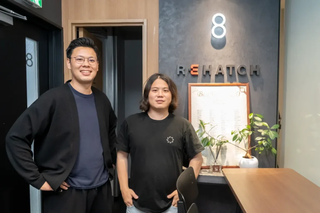 REHATCH株式会社